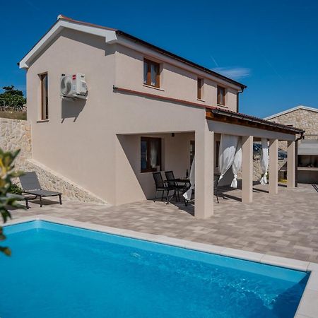 Villa Kamia With Private Heated Pool And Electric Vehicle Adapter Zubovići Extérieur photo
