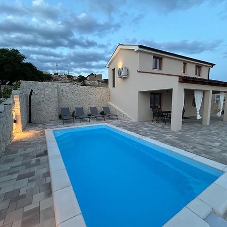 Villa Kamia With Private Heated Pool And Electric Vehicle Adapter Zubovići Extérieur photo