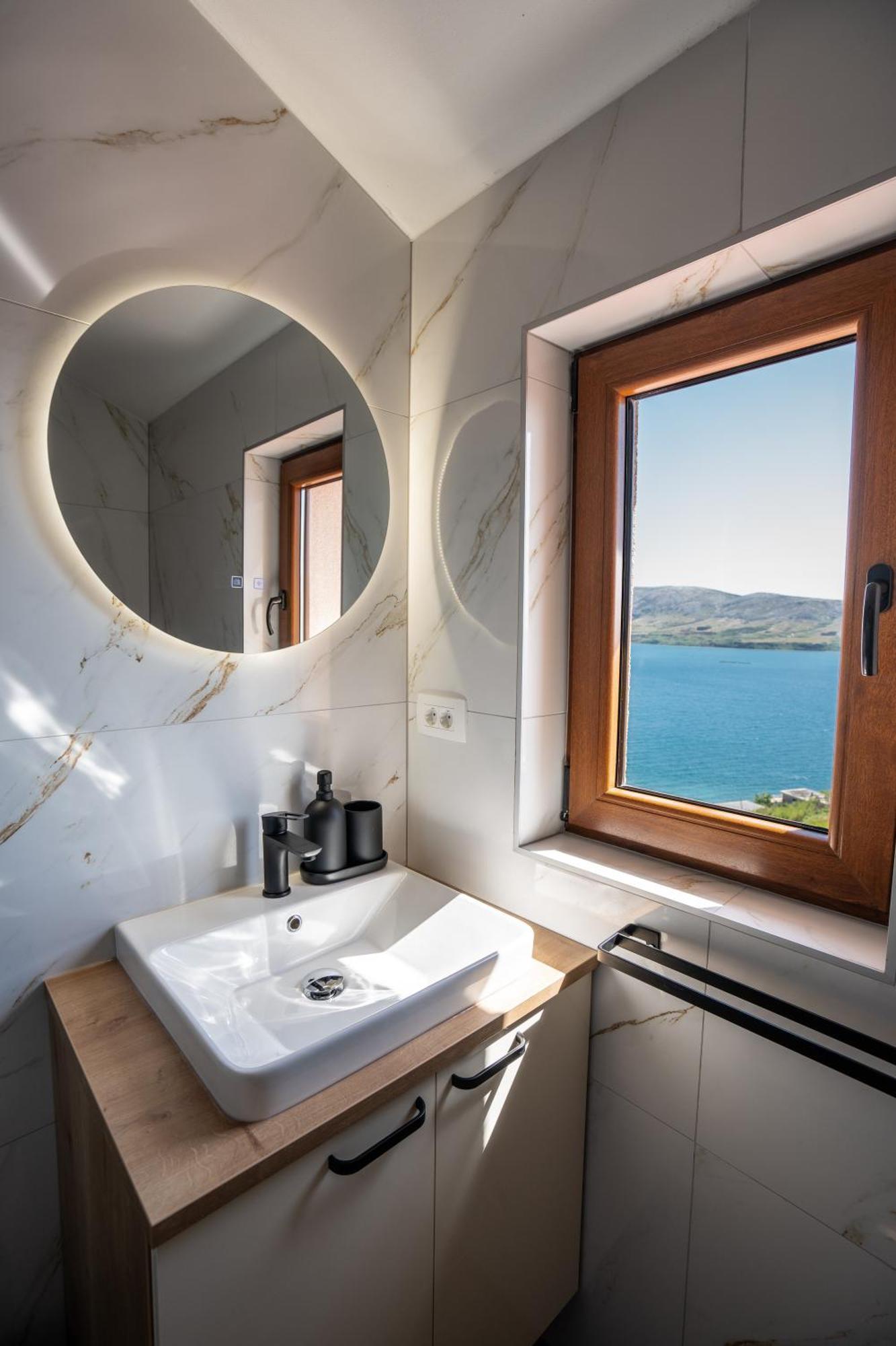 Villa Kamia With Private Heated Pool And Electric Vehicle Adapter Zubovići Extérieur photo