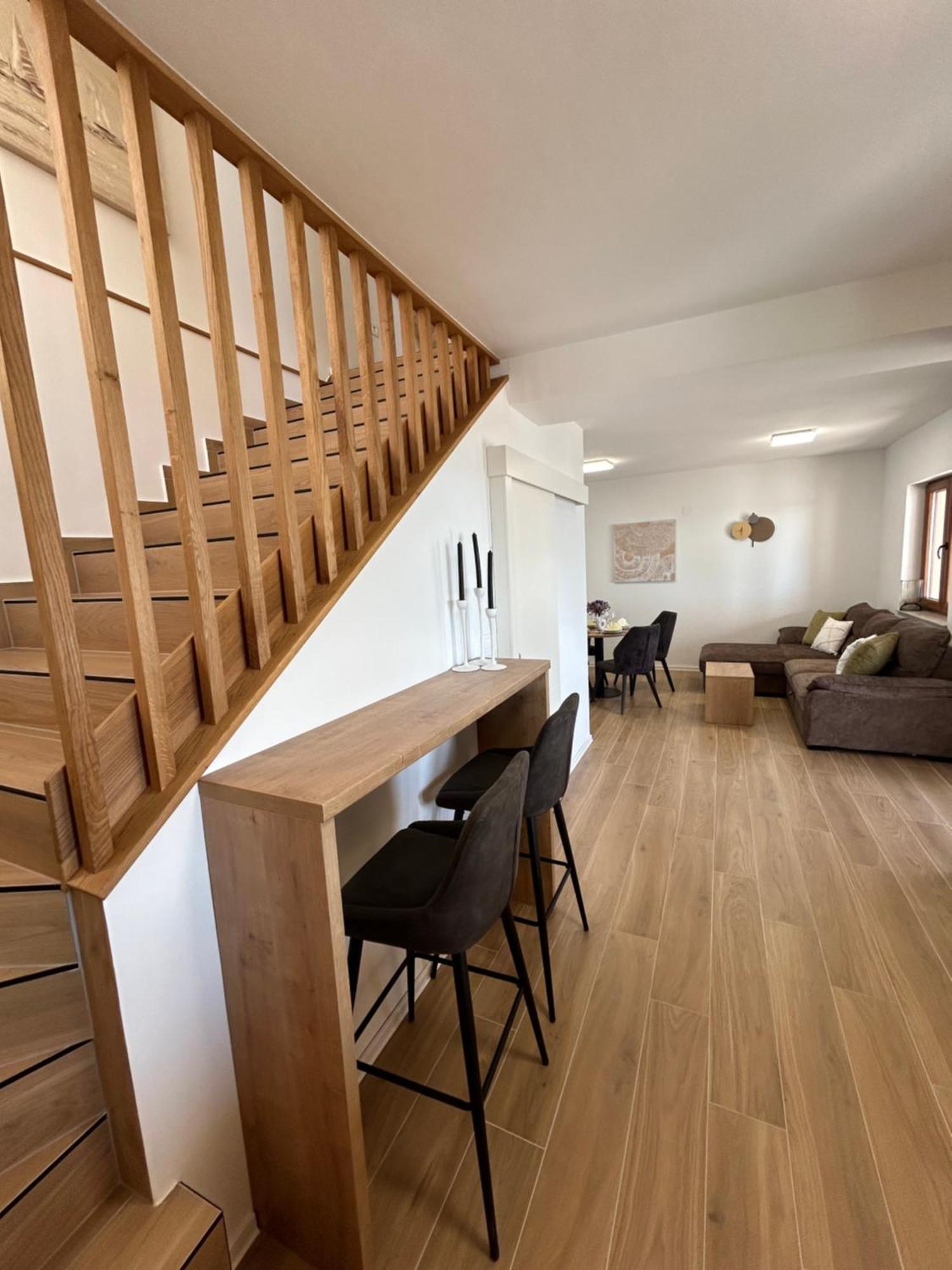 Villa Kamia With Private Heated Pool And Electric Vehicle Adapter Zubovići Extérieur photo