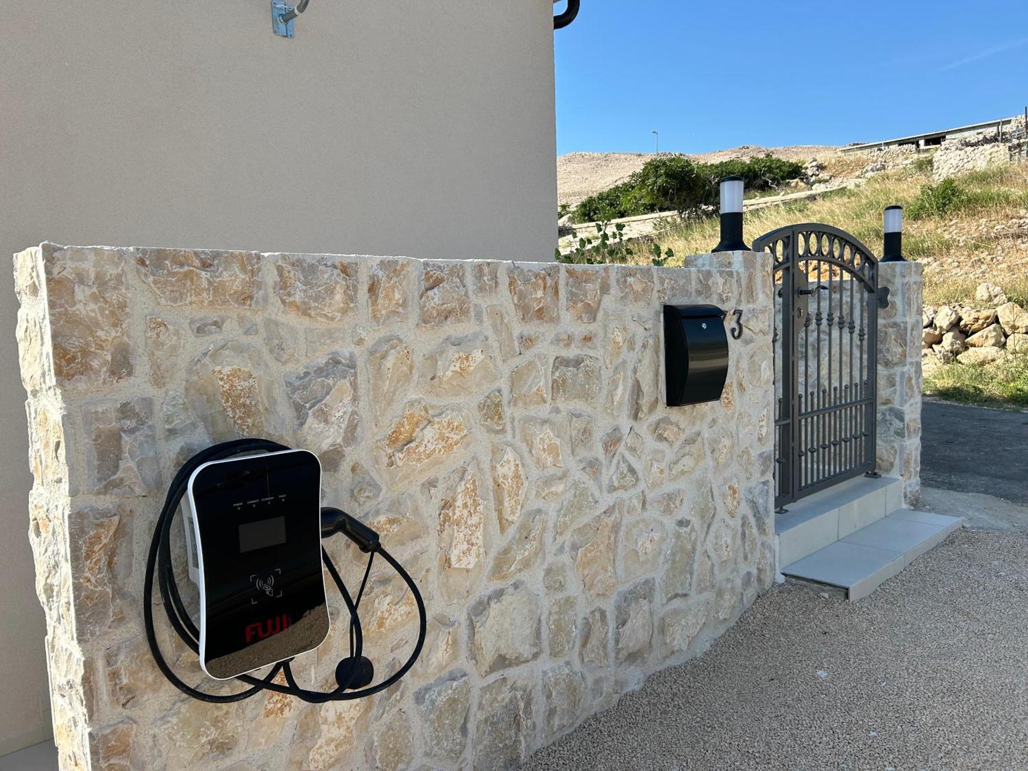 Villa Kamia With Private Heated Pool And Electric Vehicle Adapter Zubovići Extérieur photo