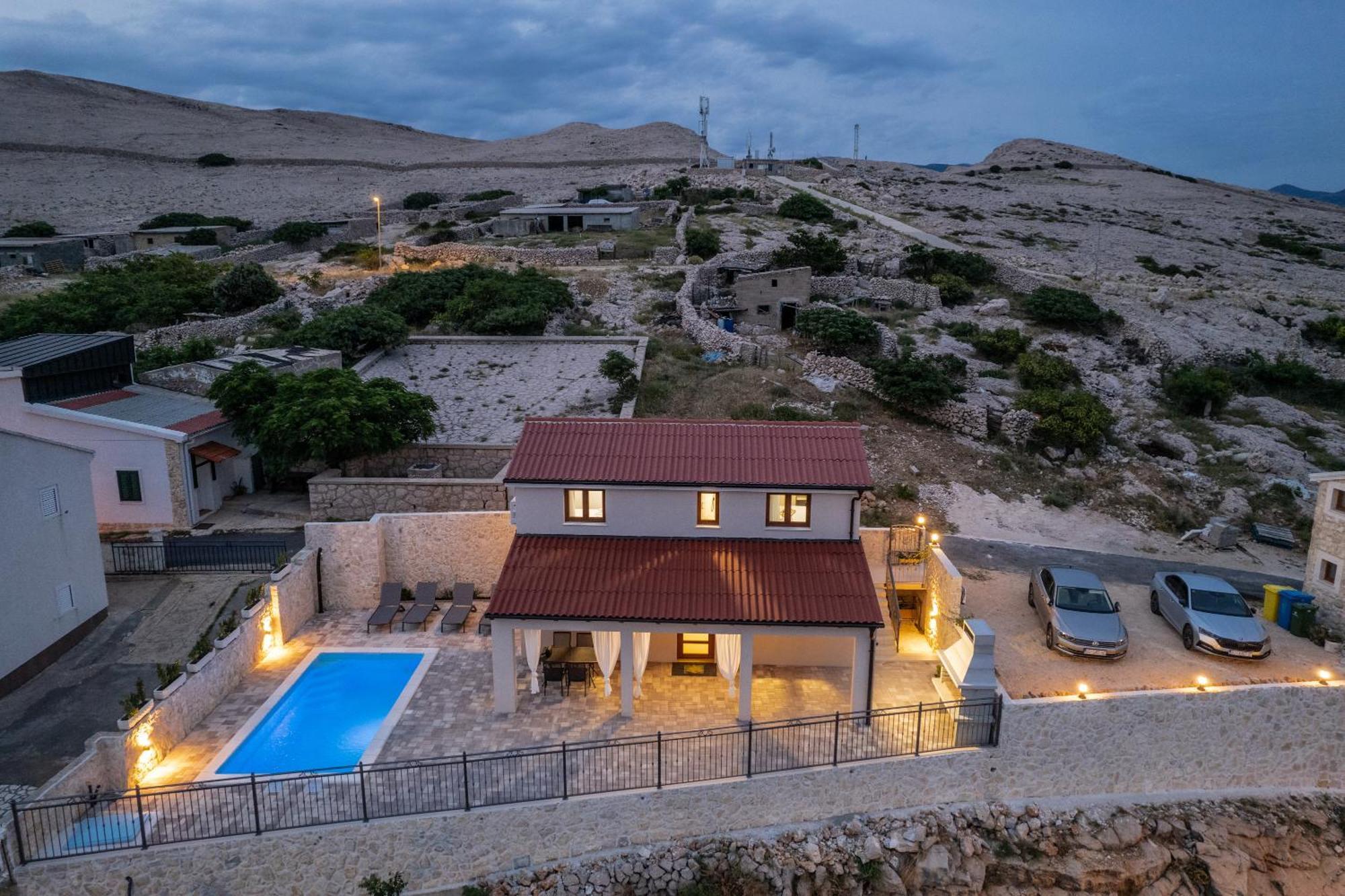 Villa Kamia With Private Heated Pool And Electric Vehicle Adapter Zubovići Extérieur photo