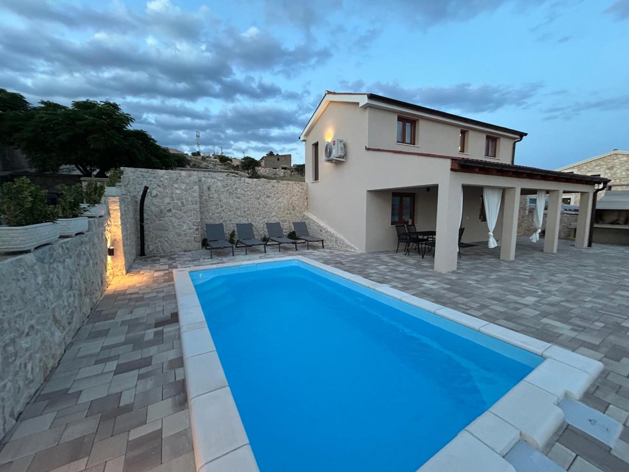 Villa Kamia With Private Heated Pool And Electric Vehicle Adapter Zubovići Extérieur photo